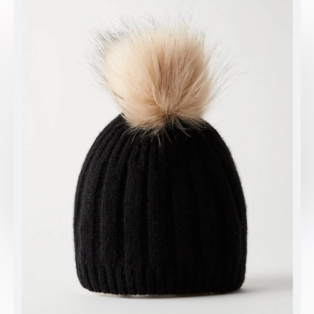 Never Worn - Aritzia Auxiliary Cashmere Pom Cuff Beanie - Black - Cashmere